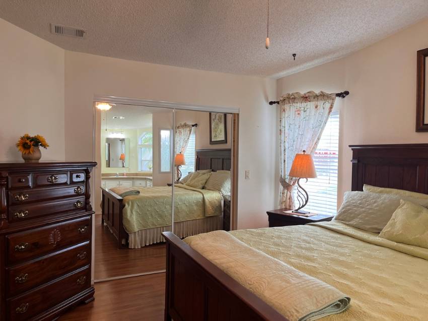 1276 Las Brisas Lane a Winter Haven, FL Mobile or Manufactured Home for Sale